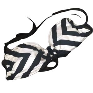 NWOT California waves bikini swim top